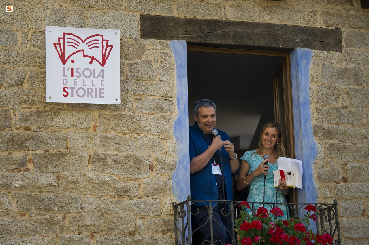 Gavoi,Festival letteratura 2013: Dal balcone