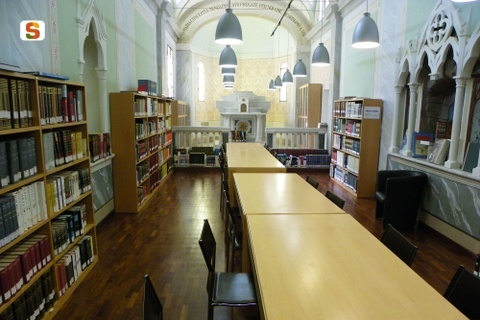 Oristano, Biblioteca comunale: sala consultazione